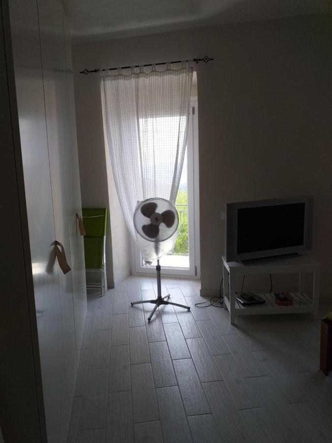 サルツァーナ Casa Di Vecchio Borgoヴィラ エクステリア 写真